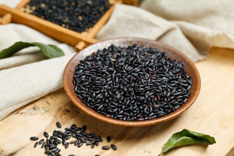 Beras Hitam dan Hijau Menyimpan Lemak yang Berpotensi Baik bagi Kesehatan?